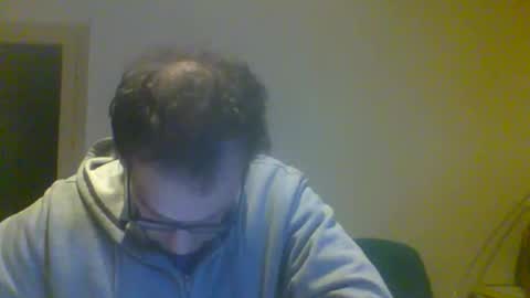 luca online show from November 15, 6:37 pm