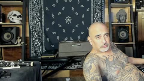 Snapshot of smokey915 chatting on January 9, 12:57 am Smokey915 online show from January 9, 12:57 am