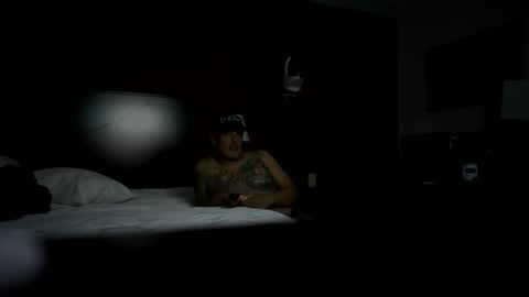 Snapshot of smokey915 chatting on June 22, 10:12 am Smokey915 online show from June 22, 10:12 am