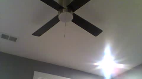 Snapshot of smokeymt420 chatting on June 28, 1:33 am smokeymt420 online show from June 28, 1:33 am
