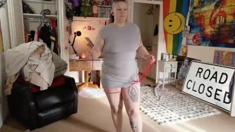 Snapshot of smokihippi chatting on March 16, 11:42 pm Big Dawg online show from March 16, 11:42 pm