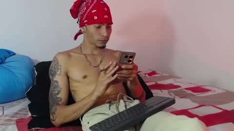 Daniel Aston online show from September 15, 7:58 pm