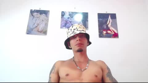 Snapshot of smooke_skinny chatting on October 12, 12:09 am Daniel Aston online show from October 12, 12:09 am