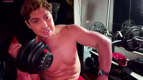 Snapshot of smoothjocknubie chatting on April 22, 6:05 am Myke Jackin online show from April 22, 6:05 am