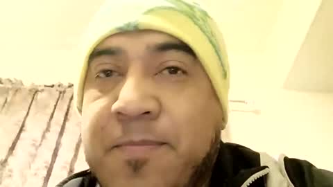 Snapshot of smoothstrik3r chatting on February 16, 3:19 pm smoothstrik3r online show from February 16, 3:19 pm