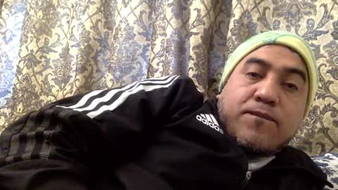 Snapshot of smoothstrik3r chatting on February 24, 2:37 pm smoothstrik3r online show from February 24, 2:37 pm