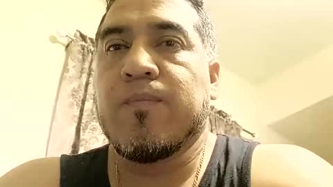 Snapshot of smoothstrik3r chatting on March 2, 2:13 pm smoothstrik3r online show from March 2, 2:13 pm