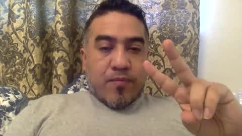 Snapshot of smoothstrik3r chatting on March 8, 6:12 pm smoothstrik3r online show from March 8, 6:12 pm