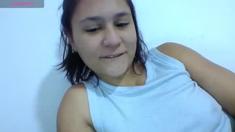 snakedoll_ online show from October 8, 7:33 pm
