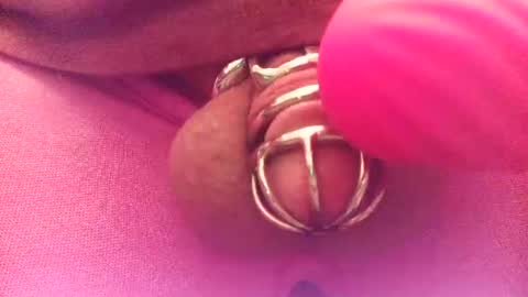 Sissy Boy online show from July 25, 6:05 pm