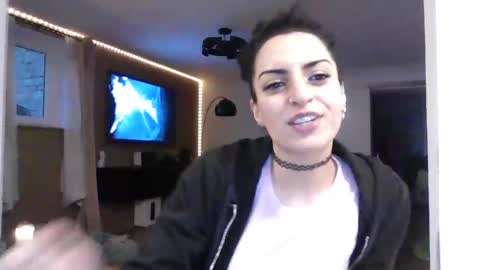 SnaxySky online show from January 18, 4:10 pm