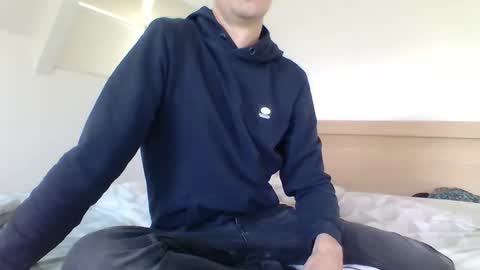 sneakerboy444 online show from November 2, 10:50 am