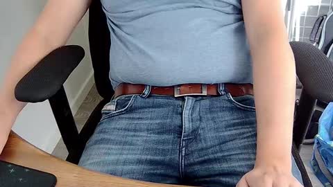 Sneakybill online show from September 21, 8:27 am