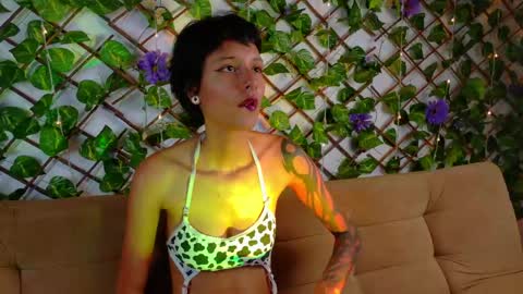 snner_velvet online show from May 2, 8:47 pm
