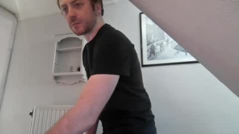 snoecks online show from April 26, 10:46 am