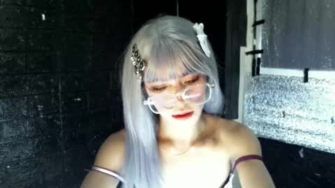 snoky_serna online show from April 25, 4:48 am