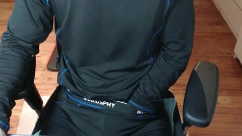 Snapshot of snooze85 chatting on February 2, 5:17 am Cbt-Slave online show from February 2, 5:17 am