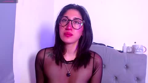 Snapshot of snow_baall chatting on October 7, 3:58 am IG OF red moonn online show from October 7, 3:58 am