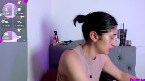 Snapshot of snow_baall chatting on November 22, 4:22 am IG OF red moonn online show from November 22, 4:22 am