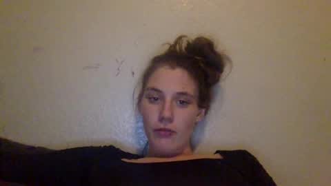 snowbbunnyy online show from June 16, 4:04 am