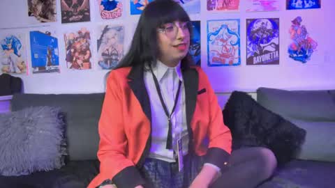 Snow and Bubble online show from June 7, 5:16 pm