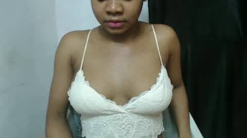 snowdrop5 online show from March 6, 8:16 pm