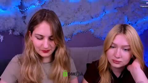 so_hot_rosalie online show from June 10, 7:35 pm