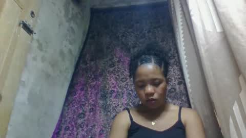 Snapshot of soamanaperina chatting on October 16, 6:42 pm soamanaperina online show from October 16, 6:42 pm