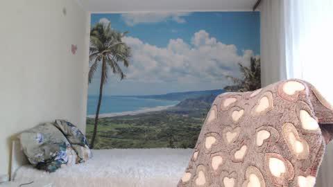 Snapshot of soaring_love chatting on January 29, 10:37 am Masha online show from January 29, 10:37 am