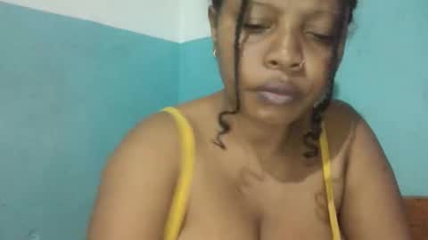 Snapshot of soayh89 chatting on March 23, 7:51 pm soayh89 online show from March 23, 7:51 pm