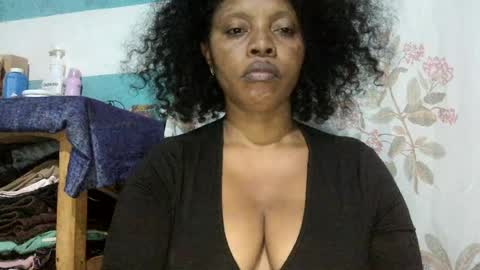 Snapshot of soayh89 chatting on June 14, 7:27 pm soayh89 online show from June 14, 7:27 pm
