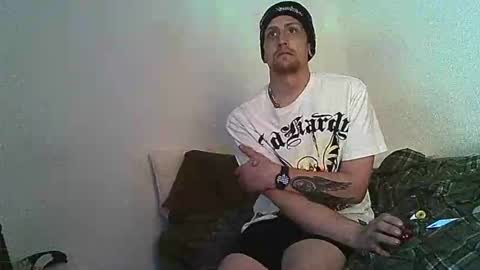 Snapshot of socalloverboy2 chatting on March 13, 9:05 am readyformy milf online show from March 13, 9:05 am