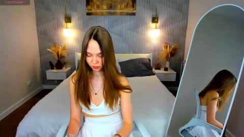 Sofa online show from March 27, 1:22 am