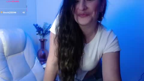 Snapshot of soffi_betacur chatting on July 11, 6:27 am Soffi Betacur online show from July 11, 6:27 am