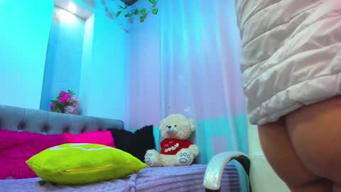 sofiia online show from February 24, 4:04 pm