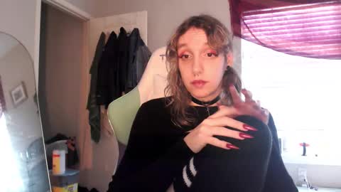 Lilytea online show from November 19, 9:48 pm