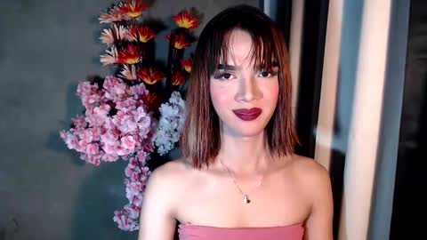 Snapshot of soffy_seductivexx chatting on March 1, 8:49 am open for pvt online show from March 1, 8:49 am