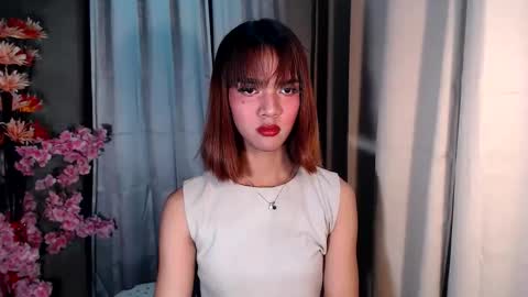 Snapshot of soffy_seductivexx chatting on March 10, 7:13 am open for pvt online show from March 10, 7:13 am