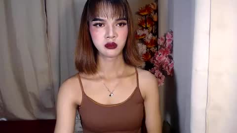 Snapshot of soffy_seductivexx chatting on March 19, 6:01 pm open for pvt online show from March 19, 6:01 pm