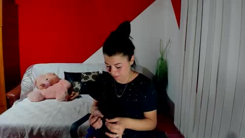 Snapshot of soffy_skye chatting on September 29, 4:17 am Soffy online show from September 29, 4:17 am