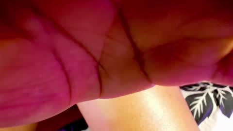 Snapshot of sofi_decker chatting on February 19, 6:11 am Sofia online show from February 19, 6:11 am