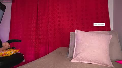 Snapshot of sofi_decker chatting on September 23, 3:09 am Sofia online show from September 23, 3:09 am