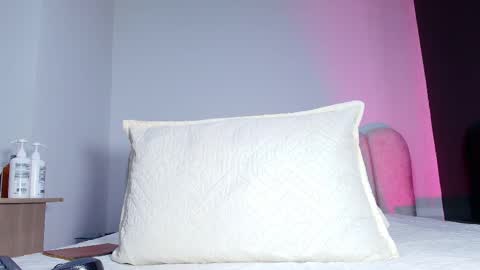 Snapshot of sofi_decker chatting on November 23, 11:54 am Sofia online show from November 23, 11:54 am