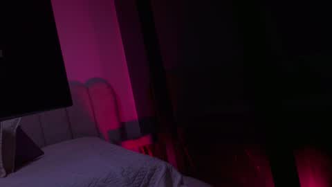 Snapshot of sofi_decker chatting on November 26, 11:55 am Sofia online show from November 26, 11:55 am