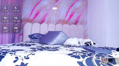 Snapshot of sofi_decker chatting on February 17, 3:03 am Sofia online show from February 17, 3:03 am