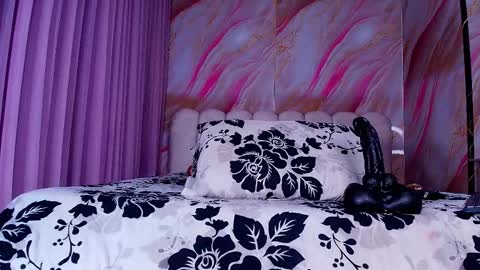 Snapshot of sofi_decker chatting on March 19, 3:10 am Sofia online show from March 19, 3:10 am