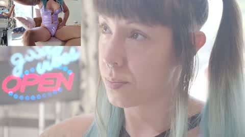 Snapshot of sofi_mora chatting on November 3, 2:40 pm Sofi Mora online show from November 3, 2:40 pm