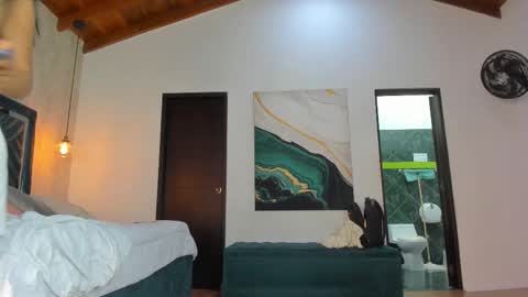 Snapshot of sofi_moreno chatting on October 13, 11:21 am Sofi online show from October 13, 11:21 am