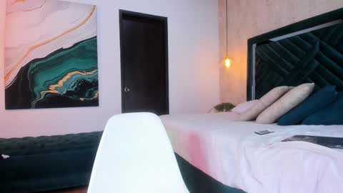 Sofi online show from March 10, 11:37 am