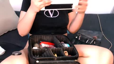 sofi rojas online show from July 8, 1:43 am